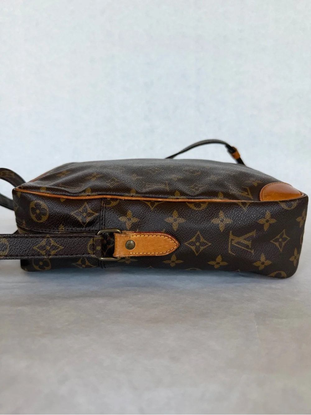 Vintage Louis Vuitton Danube GM Monogram Crossbody Messenger Bag